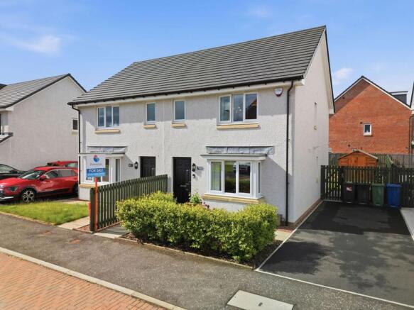3 bed property, in Cladich Crescent, £245,000
