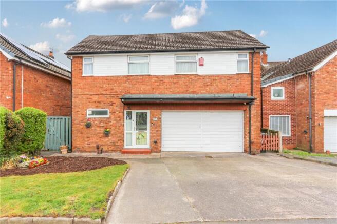 4 bed property, in Gillbent Road, £475,000