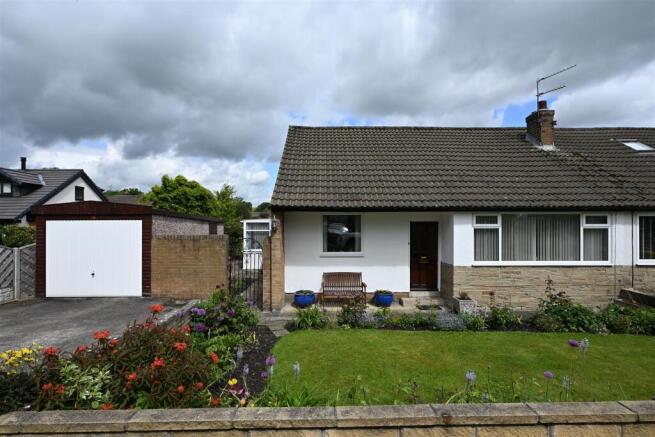 2 bed property, in 1, £250,000