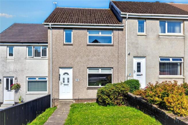 3 bed property, in Ochil View, £175,000