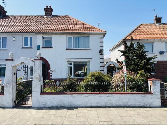 4 bed property, in South Beach Parade, £130,000