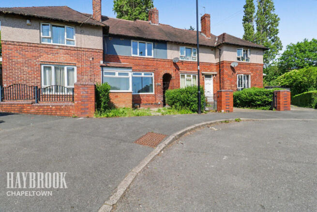 2 bed property, in Deerlands Mount, £150,000