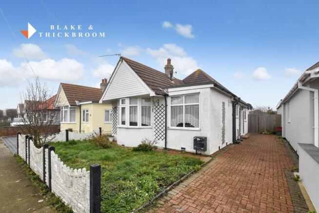 2 bed property, in Edison Road, £265,000