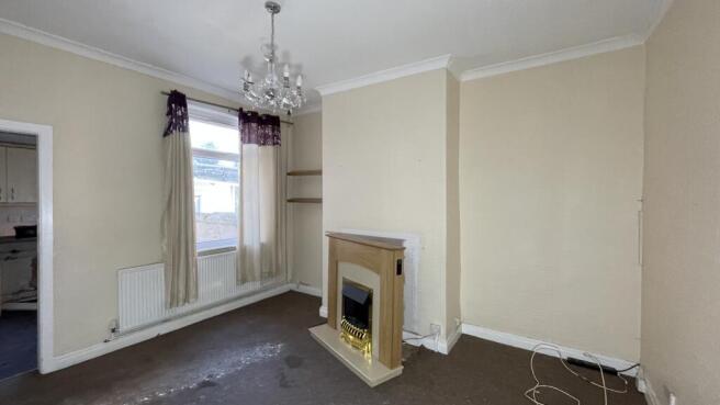 Land, in 6 Victoria Street, £120,000
