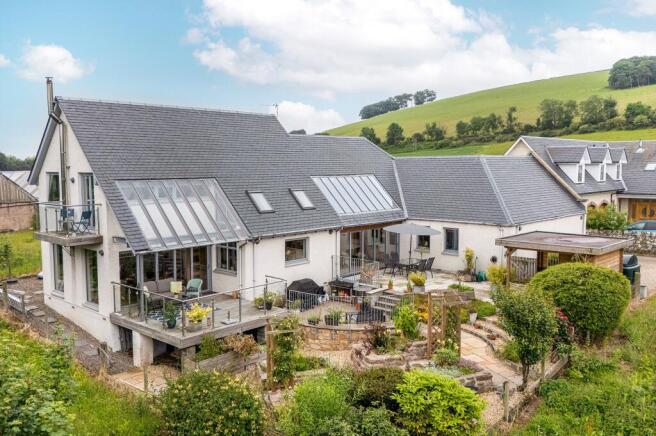 5 bed property, in St Blanes House, £675,000