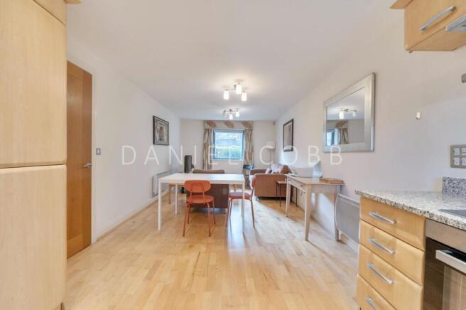2 bed property, in Montaigne Close, £750,000