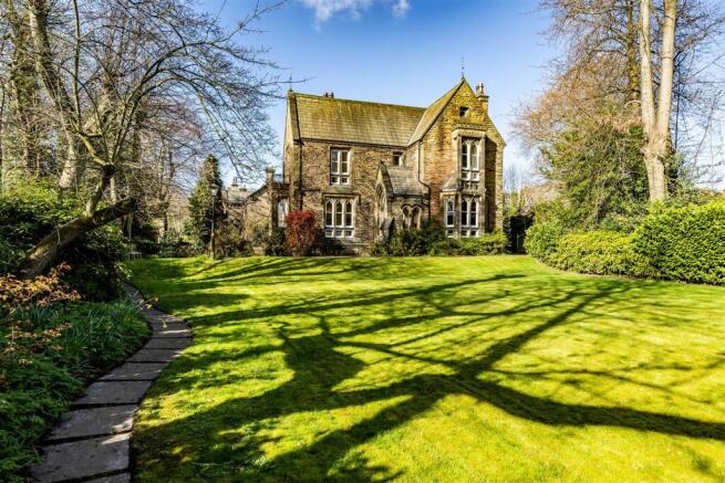 6 bed property, in West Park Street, £1,500,000