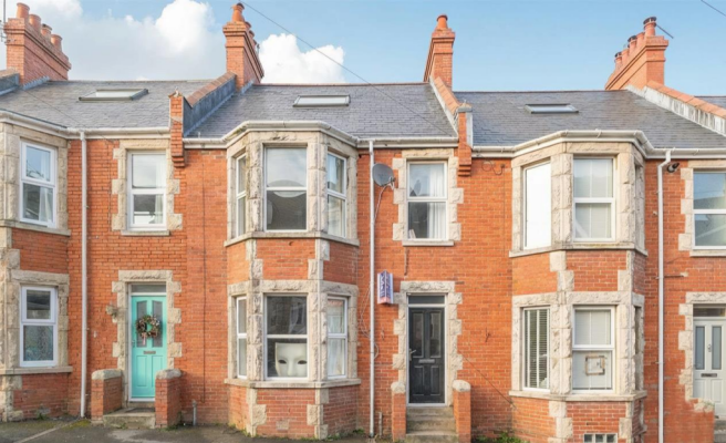 4 bed property, in Osborne Road, £415,000