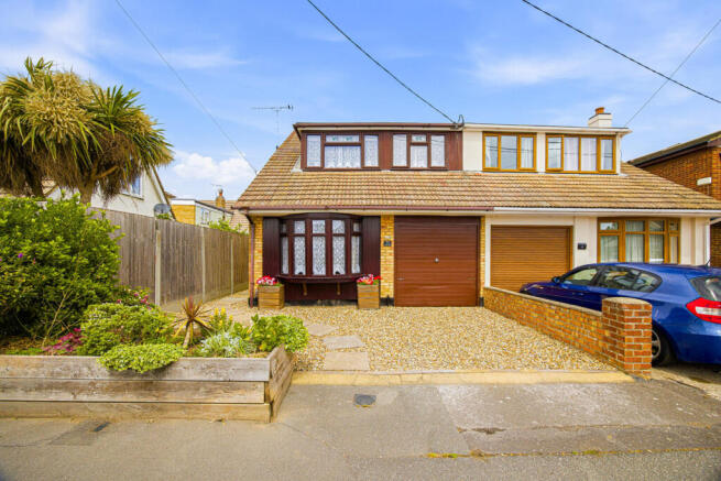 3 bed property, in Lionel Road, £375,000