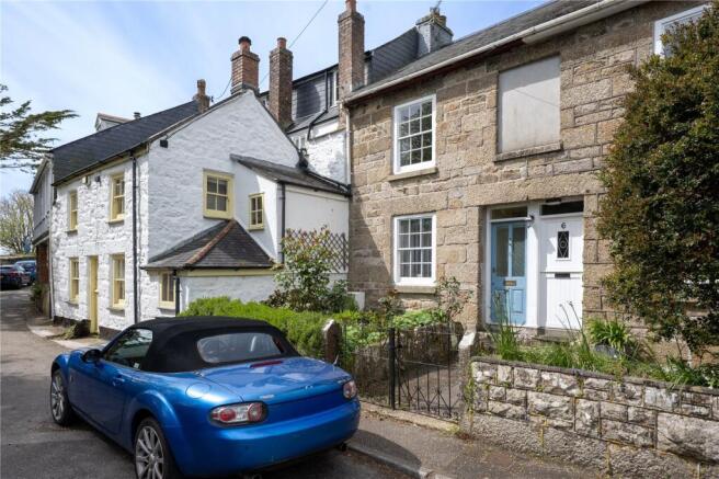 2 bed property, in Bellair Road, £245,000
