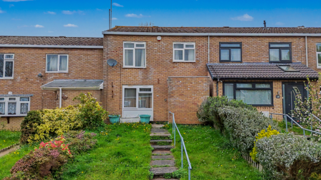 3 bed property, in Firth Drive, £200,000