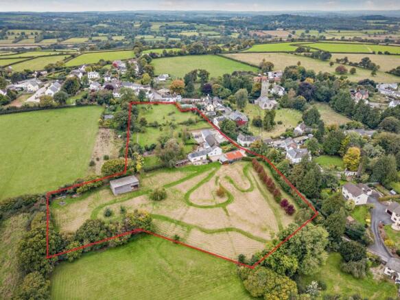 10 bed property, in Exbourne, £1,250,000