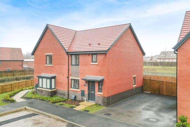 3 bed property, in Jersey Drive, £280,000