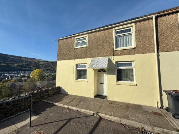 1 bed property, in Old Dan-Y-Deri, £79,000