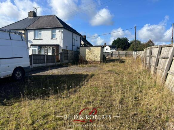 Studio, in Queen Street, £100,000