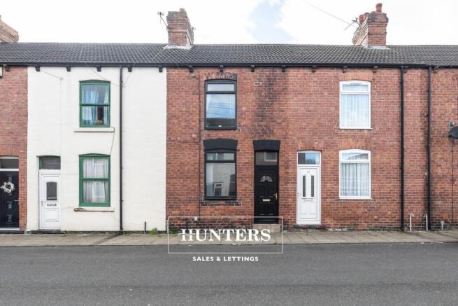 2 bed property, in Cannon Street, £125,000