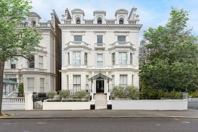 10 bed property, in Holland Park, £27,500,000