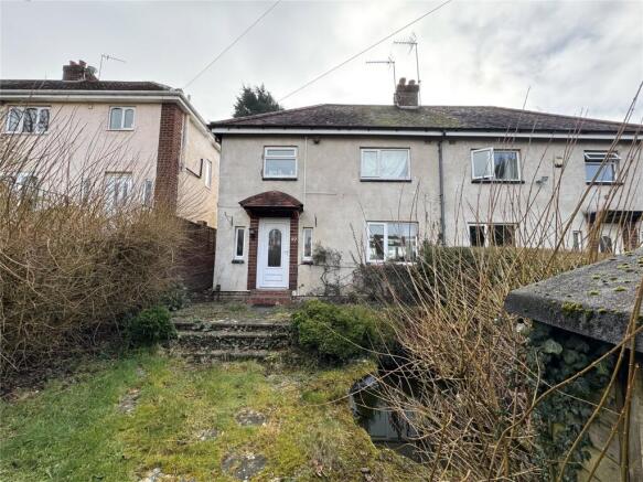 3 bed property, in Wolverhampton Road, £155,000