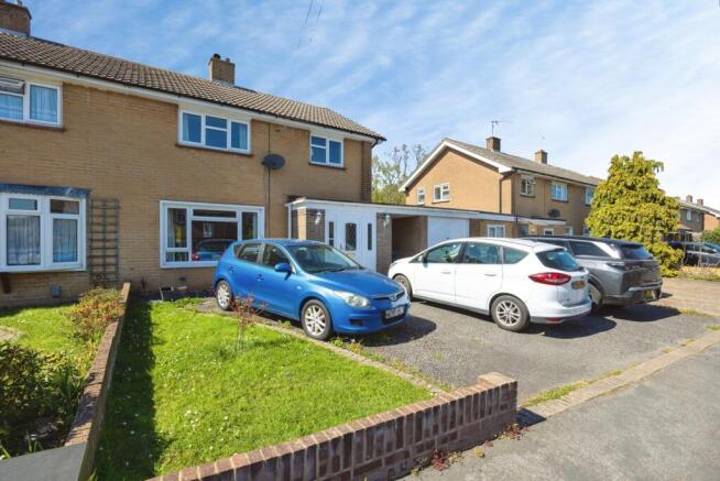 3 bed property, in Applegarth Avenue, £425,000