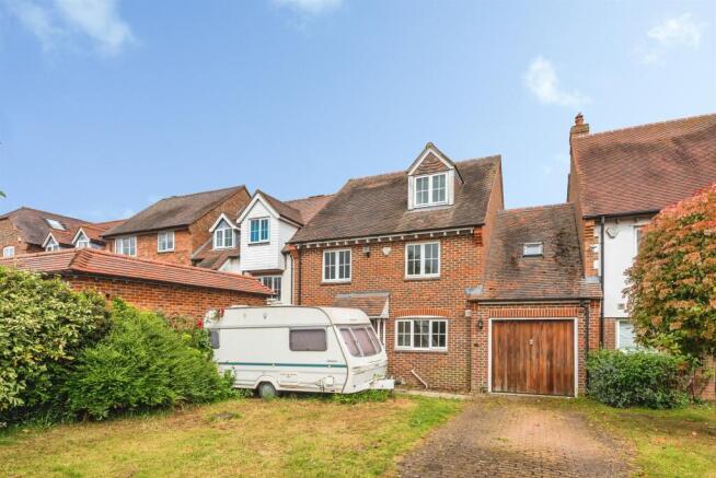 4 bed property, in West Quay, £650,000