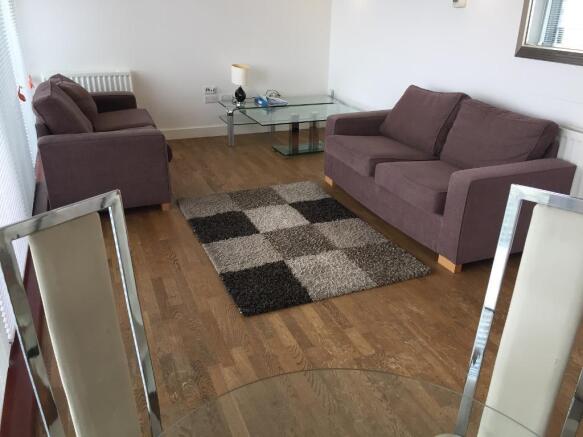 2 bed property, in Proton Tower, £425,000