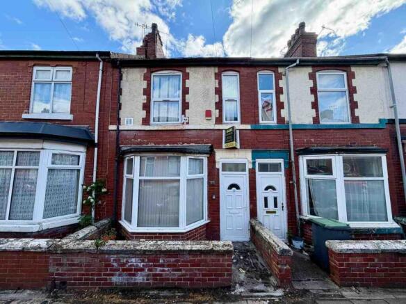 3 bed property, in Stanley Street, £89,000