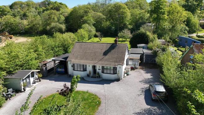 3 bed property, in London Road, £600,000