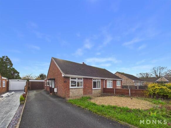 3 bed property, in Friars Close, £190,000