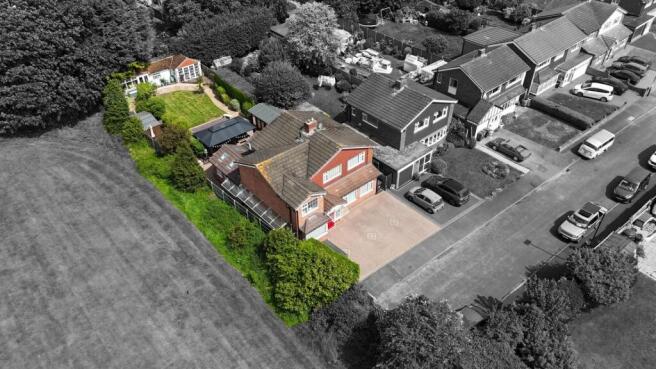 6 bed property, in Morven Road, £750,000