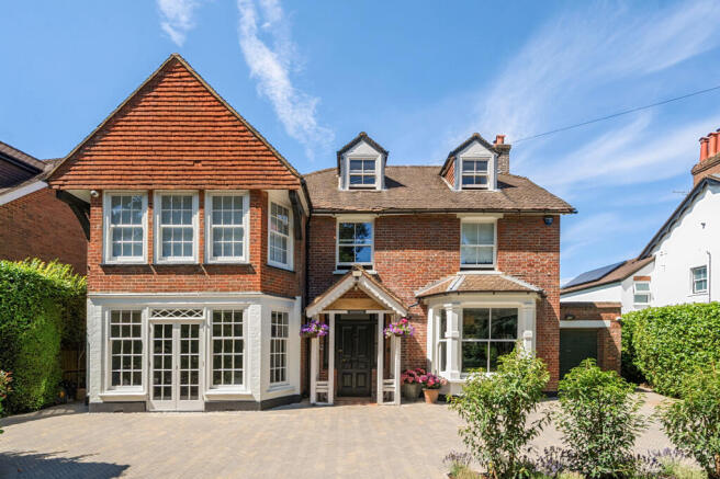 4 bed property, in Cokes Lane, £1,695,000
