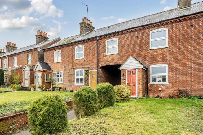 3 bed property, in Wingrave Road, £485,000