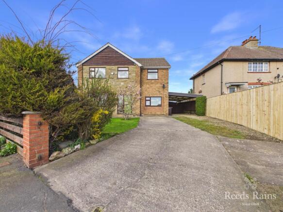 6 bed property, in Main Street, £400,000