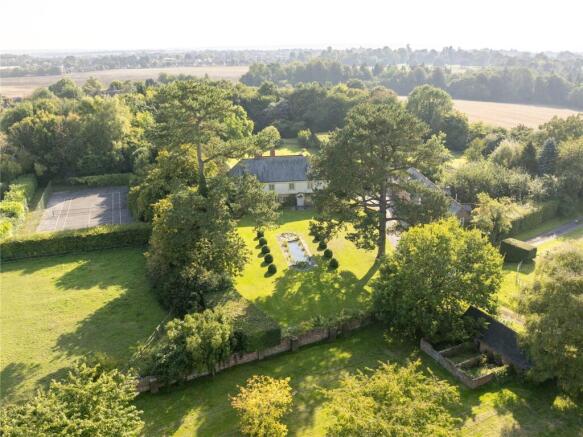 5 bed property, in Roundway, £2,250,000