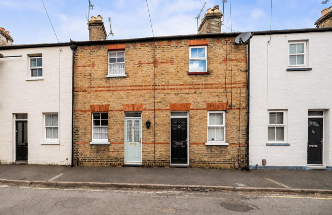 2 bed property, in Duke Street, £425,000