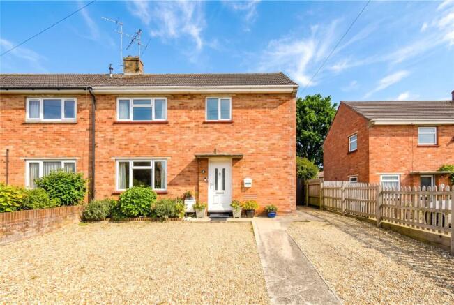3 bed property, in Brickley Lane, £318,500