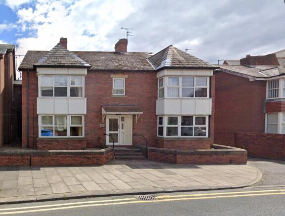 1 bed property, in Flat 7, £22,000