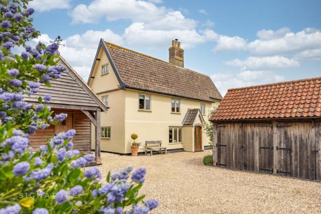 5 bed property, in The Street, £895,000