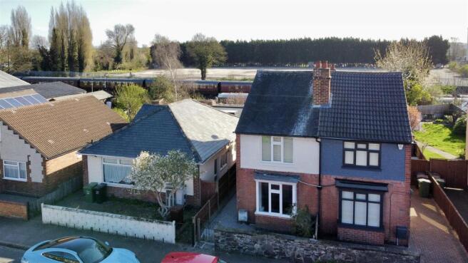 3 bed property, in King Edward Road, £230,000