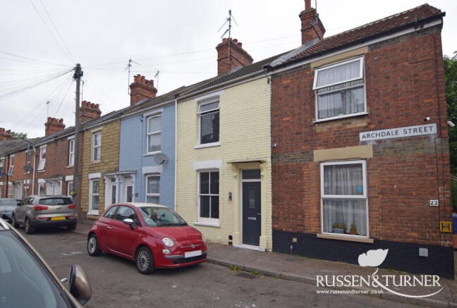 3 bed property, in Archdale Street, £140,000
