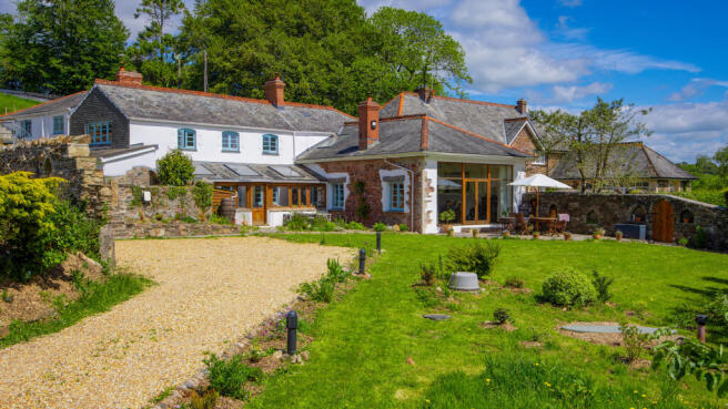 5 bed property, in Strode, £1,100,000