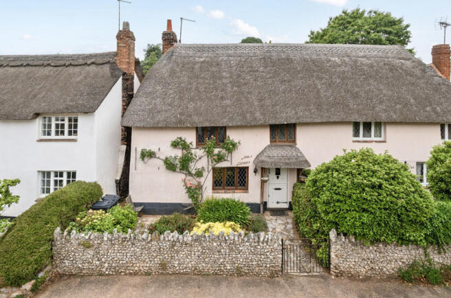 3 bed property, in Fore Street, £400,000