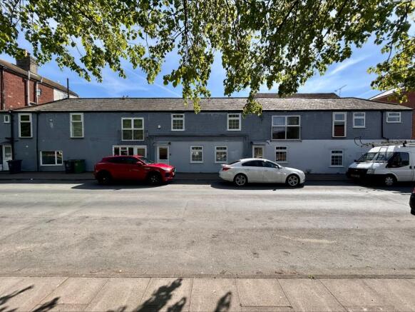 7 bed property, in King Street, £700,000