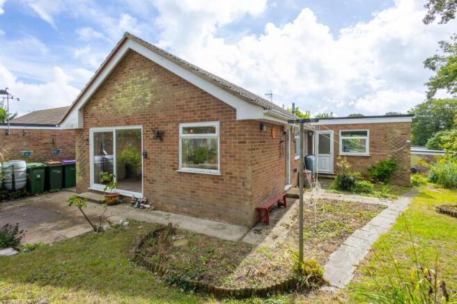 3 bed property, in Bedingfield Way, £380,000