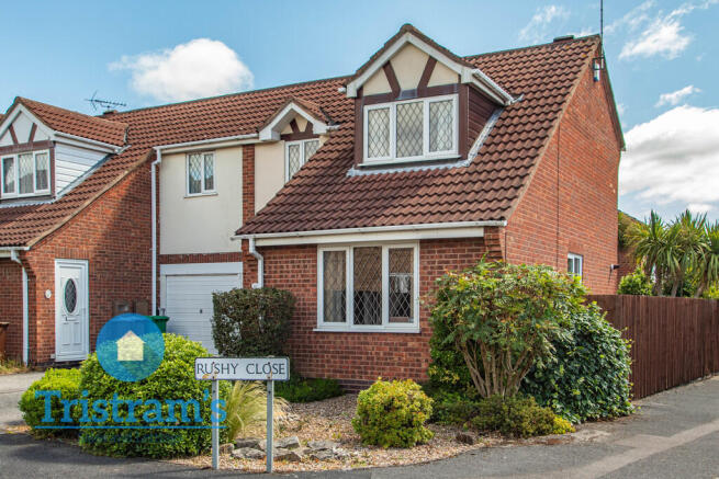 3 bed property, in Rushy Close, £280,000