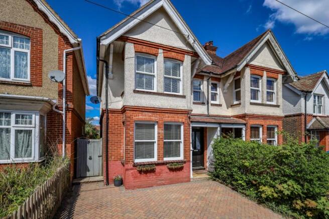 4 bed property, in Western Road, £630,000