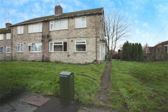 2 bed property, in Dillam Close, £112,000