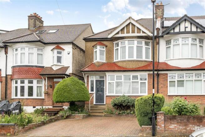 3 bed property, in Dawlish Avenue, £700,000