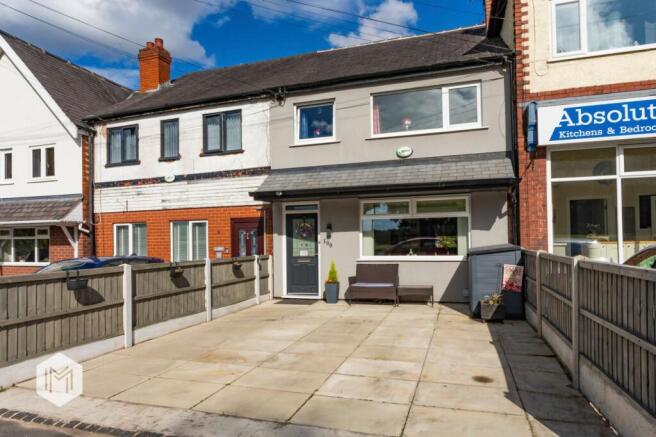 4 bed property, in Glazebrook Lane, £320,000