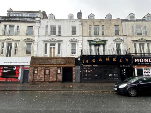 4 bed property, in Old Christchurch Road, £360,000