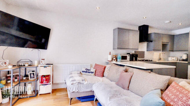 3 bed property, in Staveley Road, £180,000